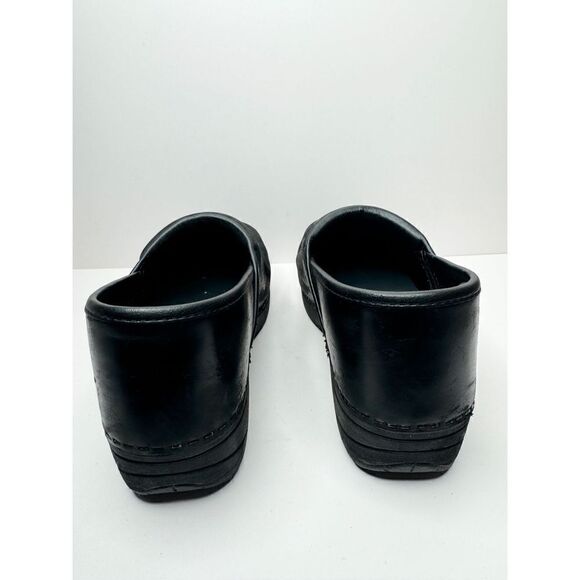 Dansko Clogs Size 8US Matte Black Leather Comfort Slip On Professional Shoes - Picture 6 of 12